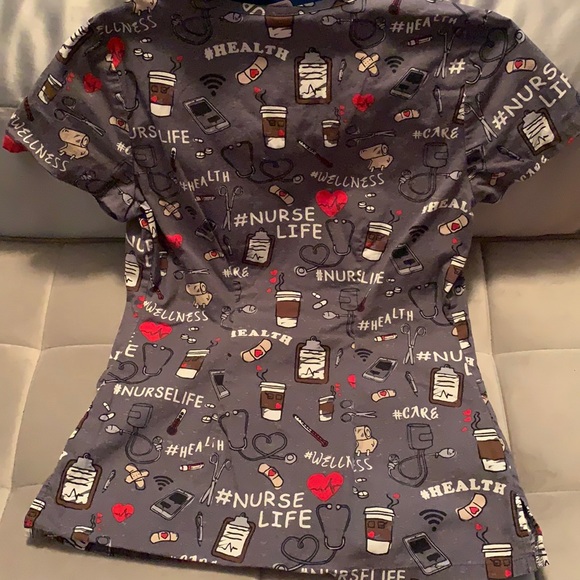 Scrub Top - Picture 6 of 7